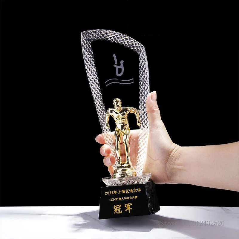 Troféu de Cristal Personalizad - Badminton Europe avaliação e preço